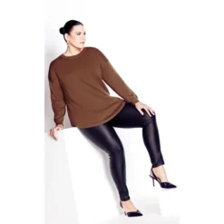 Women's Plus Size Tully Curved Hem Sweater - Chocolate | AVENUE